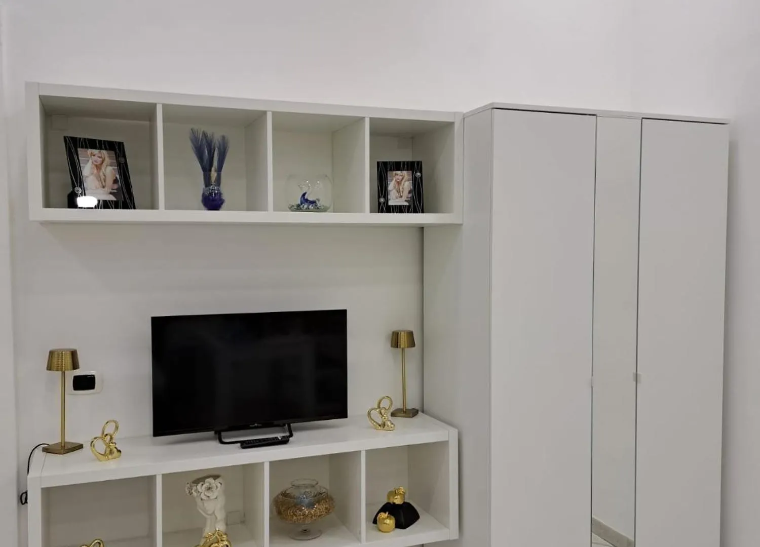 Apartament Napoli Museo Metro Włochy